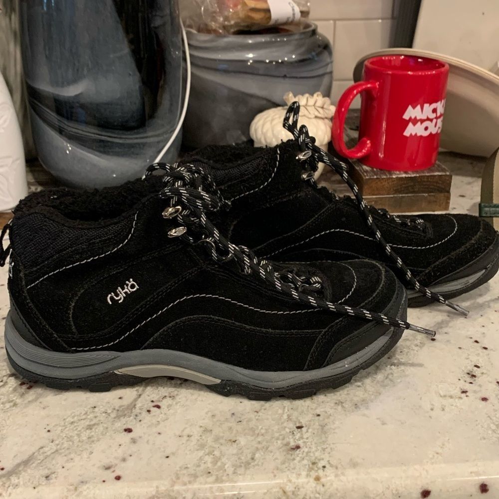 Ryka Black Suede Hiking Boots sz 7W EUC